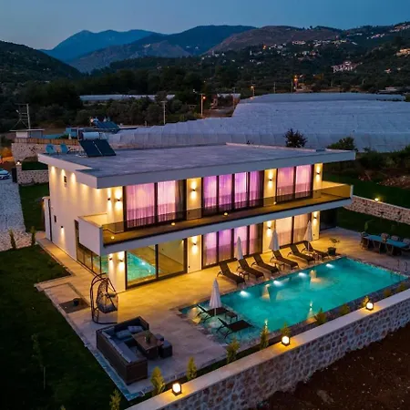 Luxury With Spacious Garden Kas